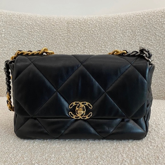 CHANEL Handbags - Authentic Chanel 19 Large Black Lambskin
